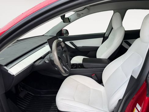 Used 2021 Tesla Model Y Long Range AWD/4WD image 9