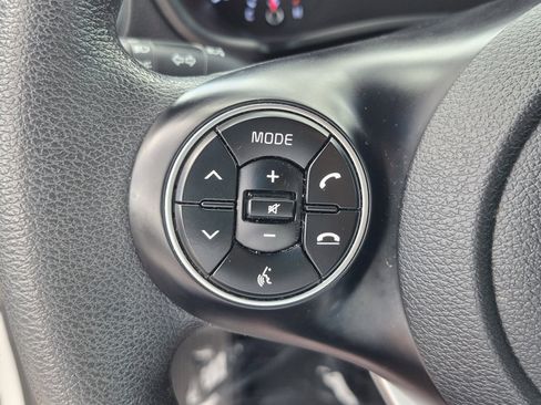 Used 2022 Kia Soul LX w/ Technology Package FWD image 28