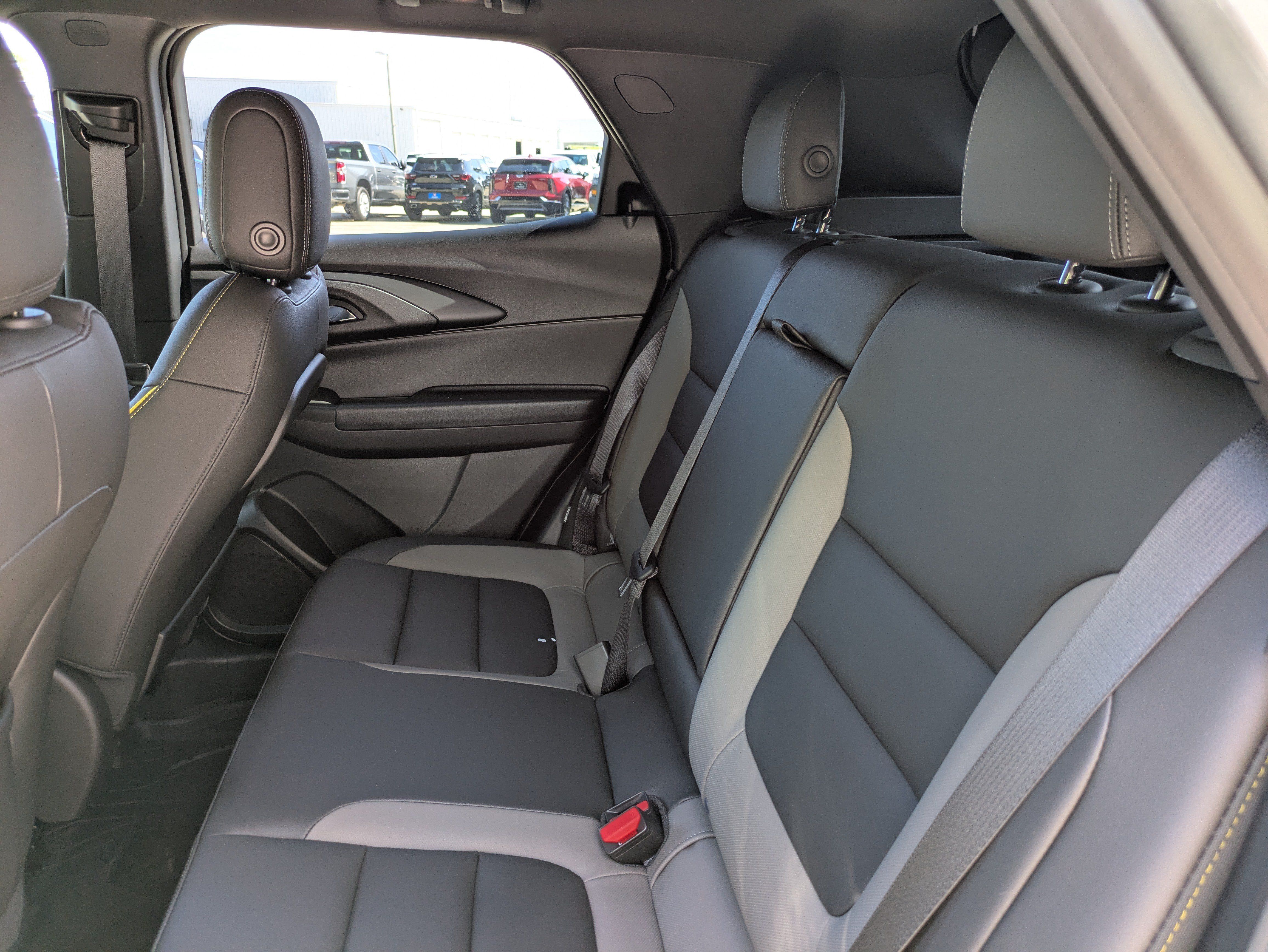 New 2025 Chevrolet TrailBlazer ACTIV w/ Convenience Package FWD image 8