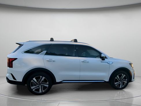 Used 2023 Kia Sorento EX AWD/4WD image 31