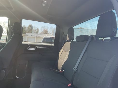 Certified 2025 Chevrolet Silverado 2500 LT w/ Convenience Package image 6