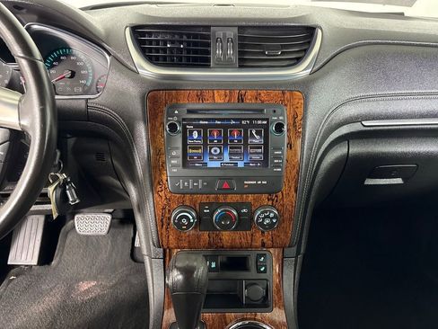 Used 2014 Chevrolet Traverse LT w/ All-Star Edition FWD image 28