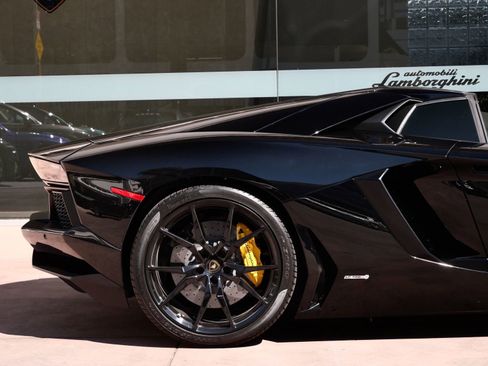 Used 2014 Lamborghini Aventador LP 700-4 AWD/4WD image 16