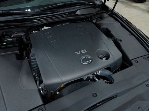 Used 2010 Lexus IS 250C image 46