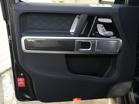 Used 2025 Mercedes-Benz G 63 AMG 4MATIC image 21