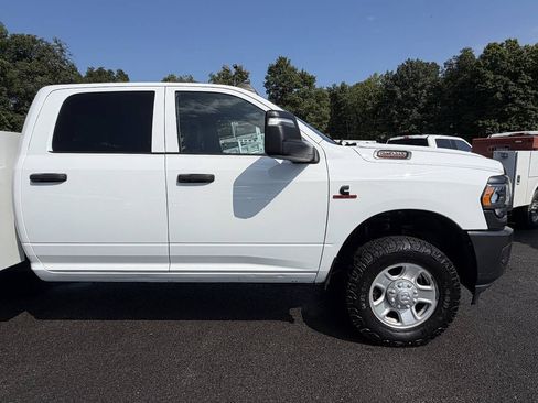 Used 2023 RAM 2500 Tradesman AWD/4WD image 8