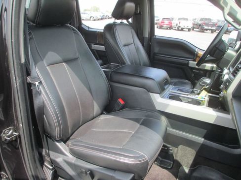 Used 2019 Ford F150 Lariat w/ Equipment Group 502A Luxury image 24