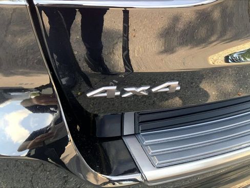 Used 2020 Jeep Grand Cherokee High Altitude AWD/4WD image 25
