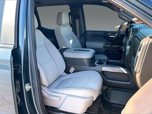 Used 2019 Chevrolet Silverado 1500 RST AWD/4WD image 4
