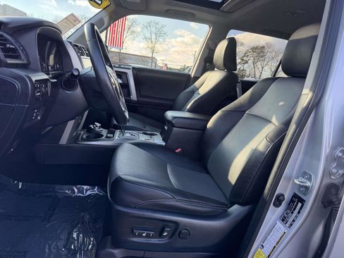 Certified 2022 Toyota 4Runner SR5 Premium image 17