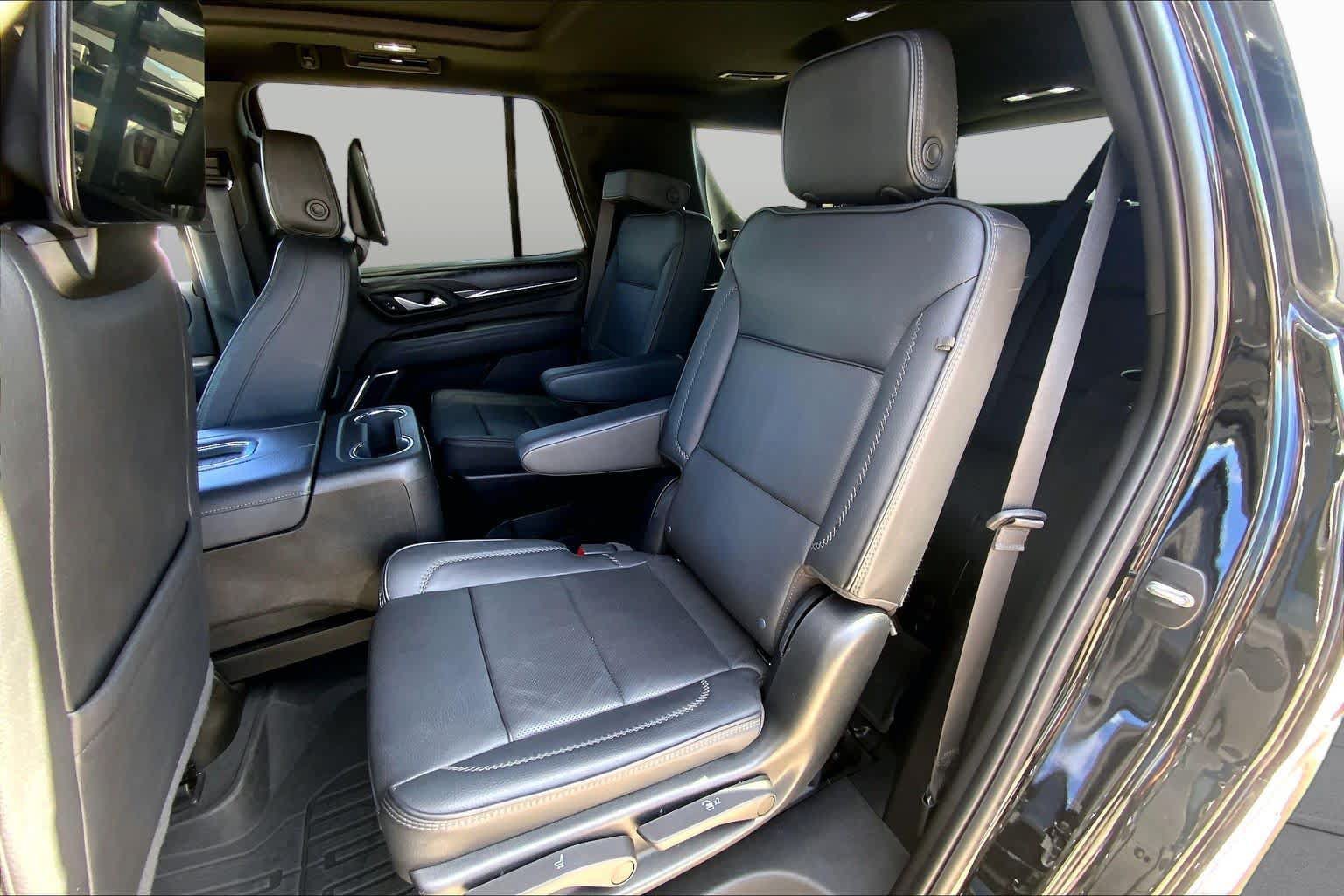 Used 2024 GMC Yukon Denali AWD/4WD image 19