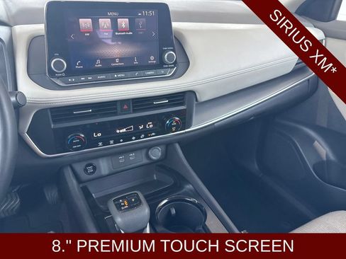Used 2025 Nissan Rogue SV AWD/4WD image 14
