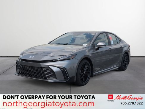 New 2026 Toyota Camry SE FWD image 1