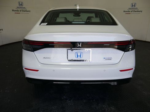 New 2026 Honda Accord Touring image 9