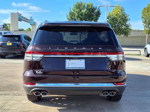 Certified 2023 Lincoln Aviator Reserve w/ Equipment Group 201A AWD/4WD image 22