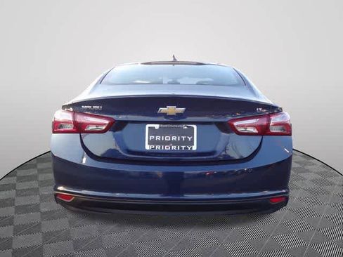 Used 2022 Chevrolet Malibu LT image 3