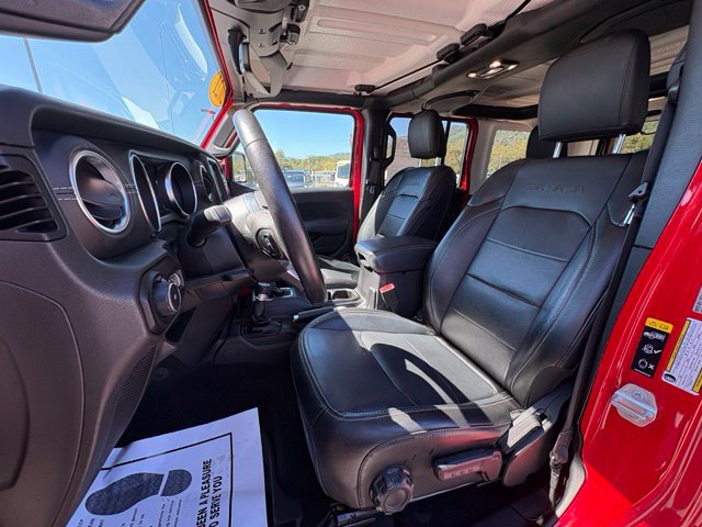 Used 2021 Jeep Wrangler Unlimited Sahara AWD/4WD image 26