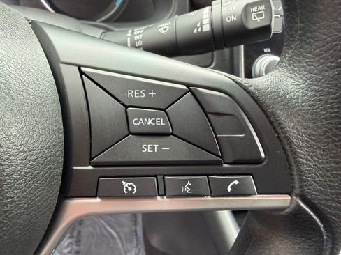 Used 2025 Nissan Leaf S FWD image 15
