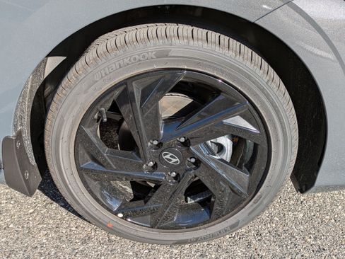 New 2026 Hyundai Elantra Sport image 14