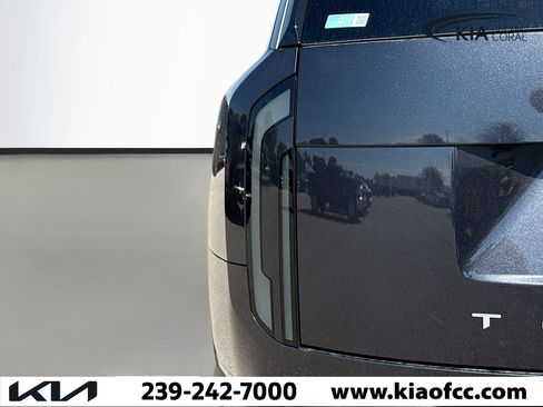 New 2027 Kia Telluride S image 10