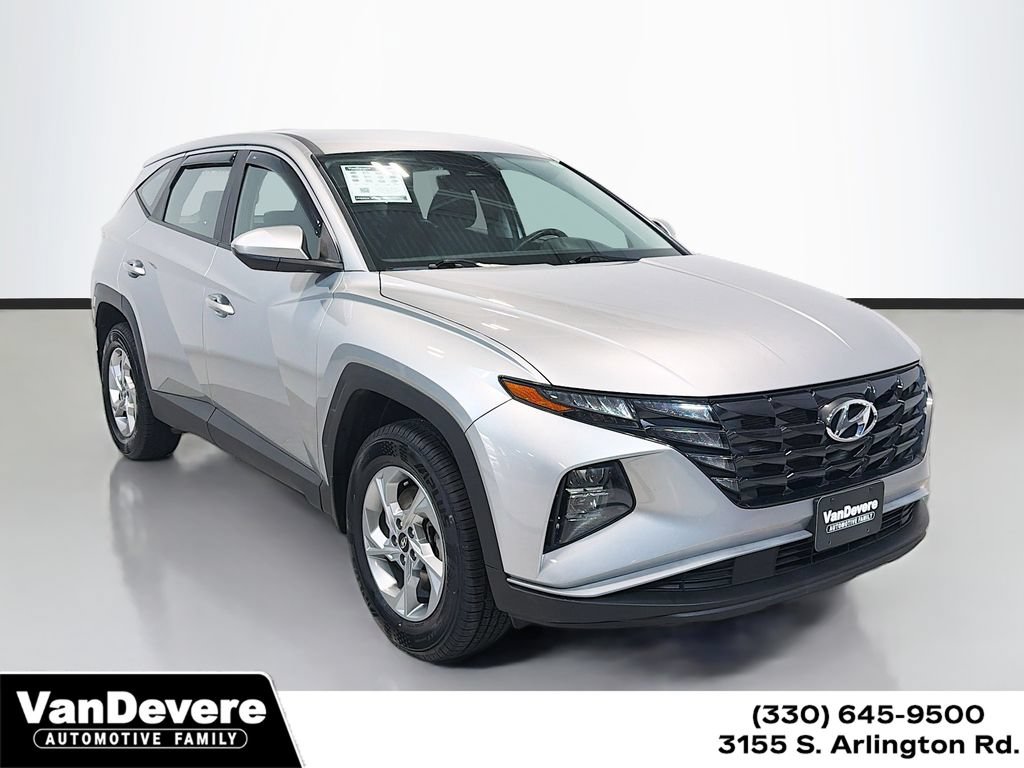 Used 2023 Hyundai Tucson SE AWD/4WD image 1
