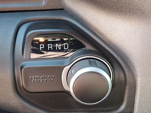 Used 2024 RAM 2500 Tradesman w/ Chrome Appearance Group image 10