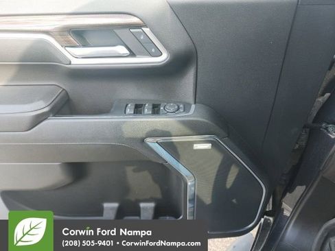 Used 2023 Chevrolet Silverado 1500 RST image 23