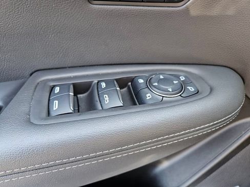 Used 2024 Cadillac XT6 Premium Luxury w/ LPO, Floor Liner Package AWD/4WD image 30