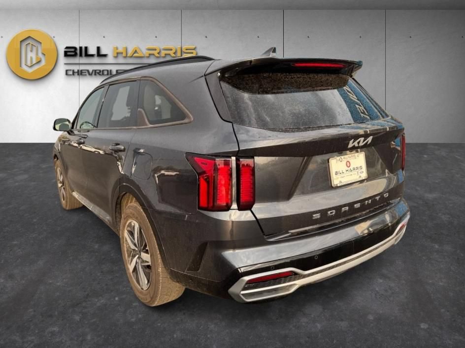 Used 2022 Kia Sorento S w/ Panoramic Sunroof Package FWD image 7