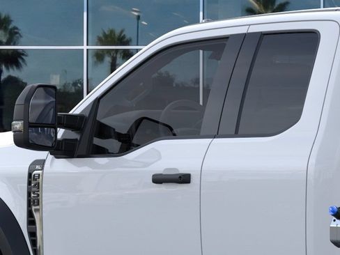 New 2026 Ford F450 XL w/ XL Chrome Package RWD image 21