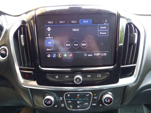 Used 2020 Chevrolet Traverse LT AWD/4WD image 52
