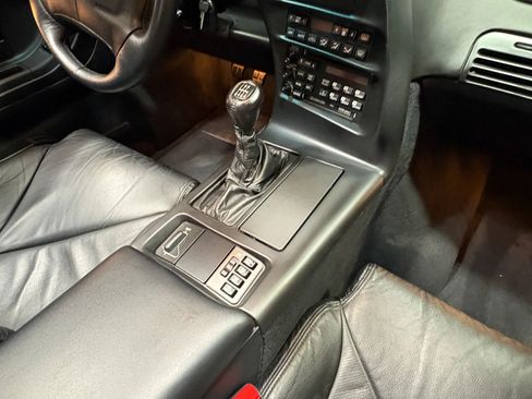 Used 1996 Chevrolet Corvette Convertible RWD image 33