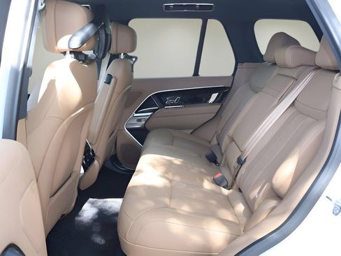 New 2026 Land Rover Range Rover SE AWD/4WD image 12