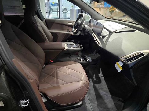 New 2026 BMW iX xDrive60 image 11