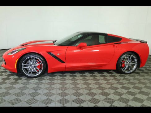 Used 2014 Chevrolet Corvette Stingray Coupe w/ Battery Protection Package RWD image 16