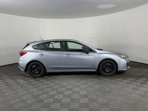 Used 2018 Subaru Impreza 2.0i image 5