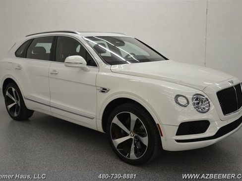 Used 2019 Bentley Bentayga AWD/4WD image 8