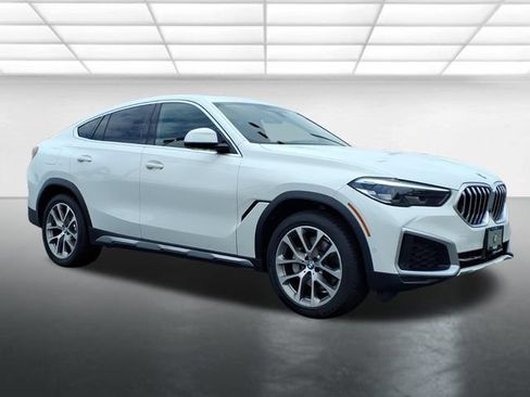 Used 2022 BMW X6 xDrive40i AWD/4WD image 13