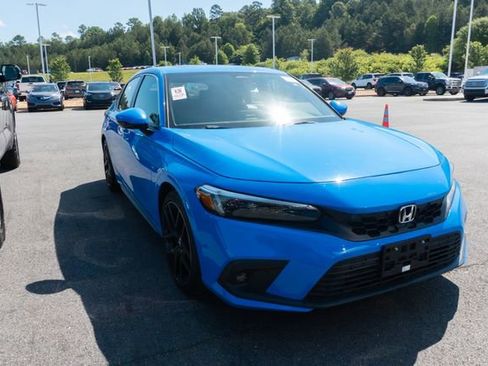 Used 2022 Honda Civic Sport Touring image 2