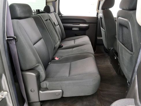 Used 2013 Chevrolet Silverado 2500 LT w/ Interior Plus Package AWD/4WD image 20