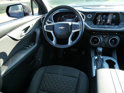 Used 2020 Chevrolet Blazer LT AWD/4WD image 9