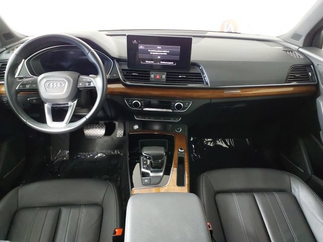 Certified 2023 Audi Q5 2.0T Premium Plus w/ Premium Plus Package AWD/4WD image 12