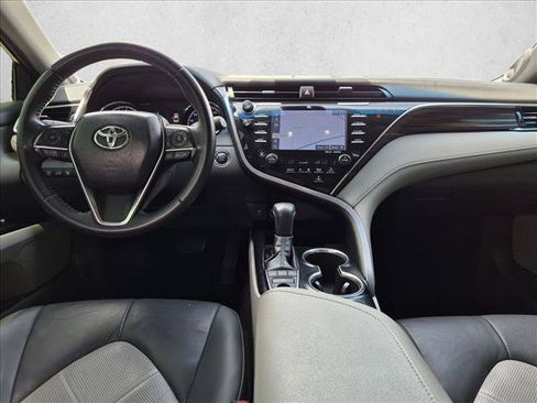 Used 2018 Toyota Camry XLE w/ Driver Assist Package FWD image 13