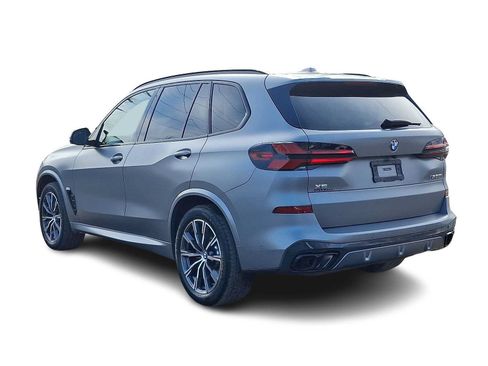 Used 2025 BMW X5 M60i AWD/4WD image 4