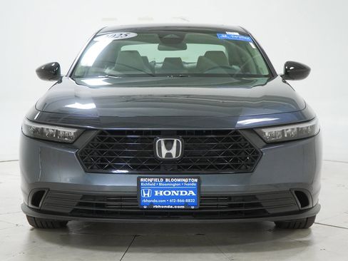 Certified 2025 Honda Accord SE image 14