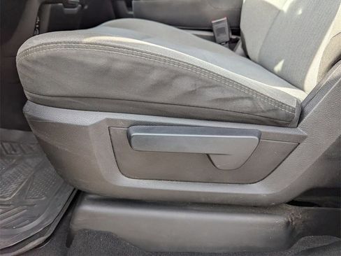 Used 2022 RAM 2500 Big Horn image 13