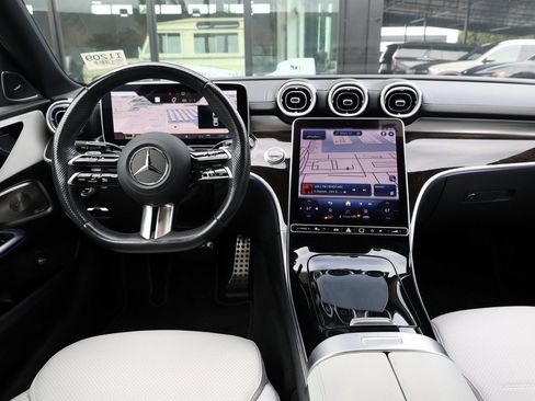 Used 2023 Mercedes-Benz C 300 Sedan image 25