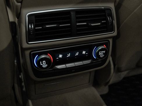 Used 2017 Audi Q7 3.0T Prestige w/ Prestige Package image 35