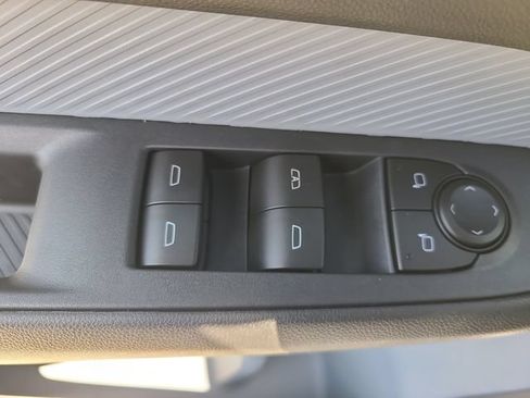 New 2027 Chevrolet Bolt LT FWD image 18