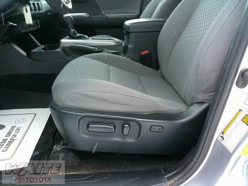 Used 2021 Toyota Tacoma SR5 image 23